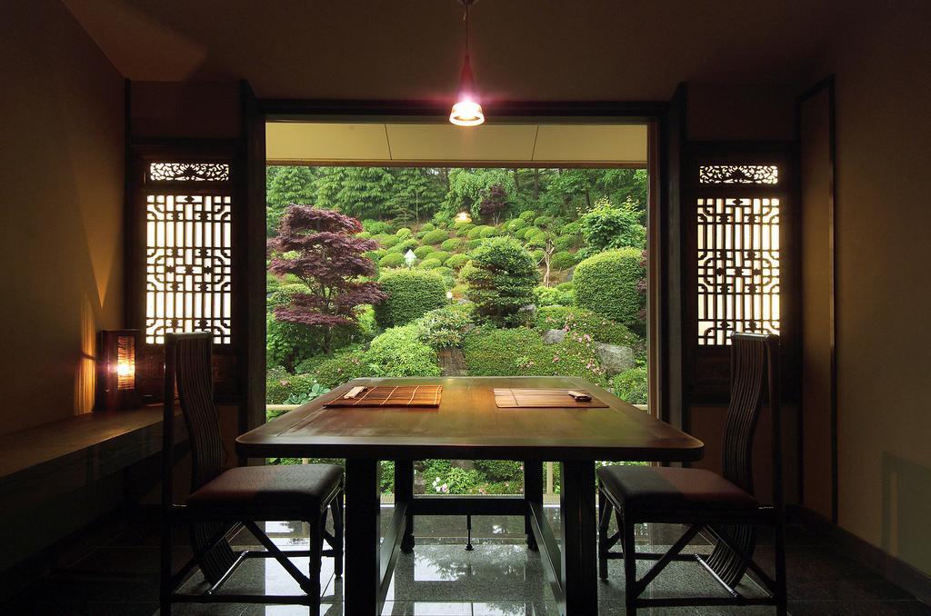 Kounkaku Hotel Nihonmatsu Екстериор снимка