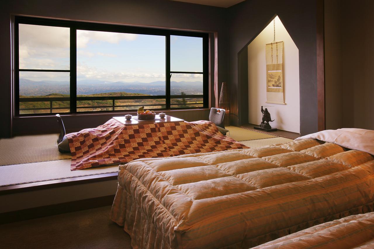 Kounkaku Hotel Nihonmatsu Стая снимка